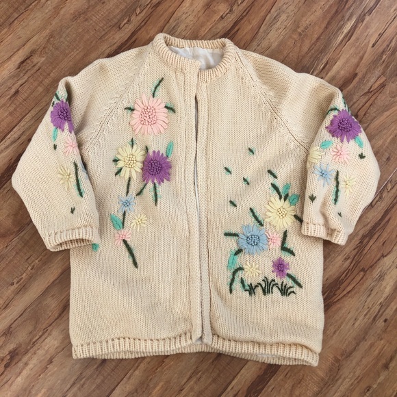 Vintage hand embroidered cottagecore cardigan - Picture 5 of 6